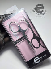 Cuticle scissors asymmetrical