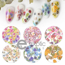 Flowers and bees thin nail art decoration